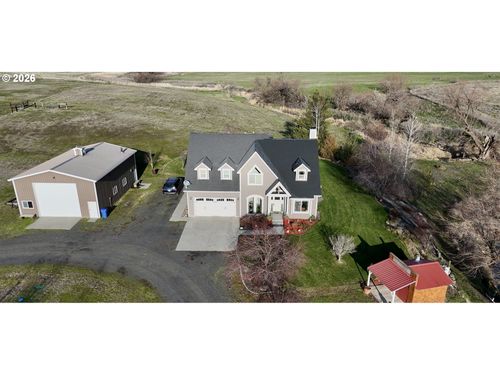 370 Riley Ln, Adams, OR, 97810-2025 | Card Image