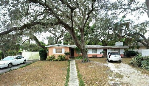 2304 W Woodlawn Ave, TAMPA, FL, 33607-1008 | Card Image