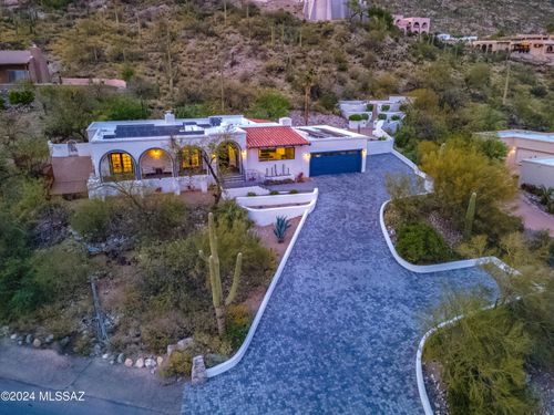 4235 E Coronado Dr, Tucson, AZ, 85718-1517 | Card Image