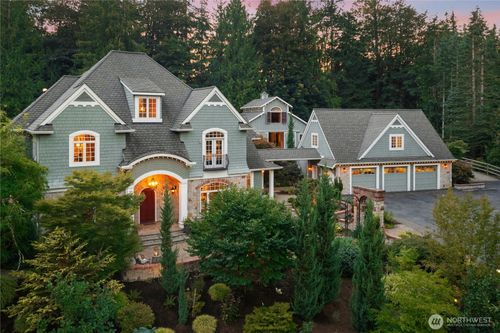 4141 244th Ave Ne, Redmond, WA, 98053-8403 | Card Image