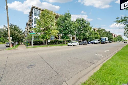 apt-207-2565 Franklin Ave, Saint Paul, MN, 55114-3001 | Card Image