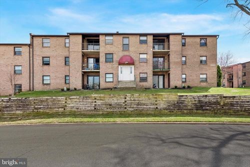 1515-1515 Valley Dr, WEST CHESTER, PA, 19382-6362 | Card Image