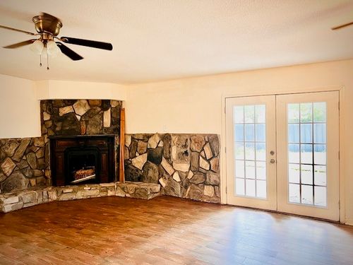1924 Connally St, Waco, TX, 76711-2044 | Card Image