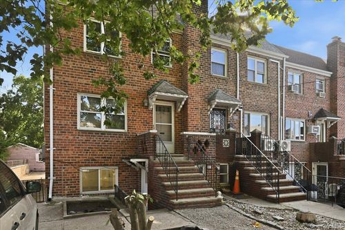 6043 69th Place, New York, NY, 11378 | Card Image