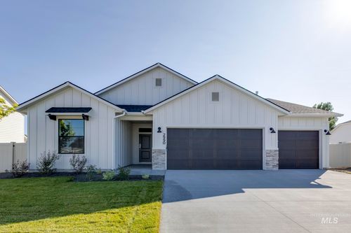 2990 N Star Garnet Way, Kuna, ID, 83634-1033 | Card Image