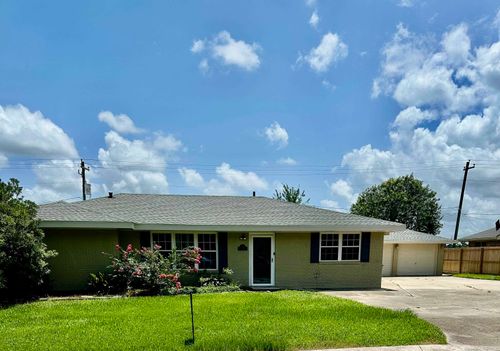 5 Texas Ave, Houma, LA, 70360-7327 | Card Image