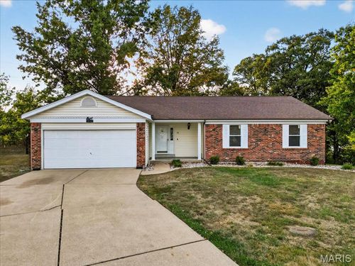 21 White Chapel Ct, O Fallon, MO, 63368-8030 | Card Image