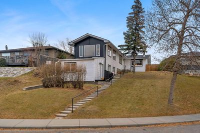 1420 16 A St Ne, House other with 7 bedrooms, 4 bathrooms and 2 parking in Calgary AB | Image 2