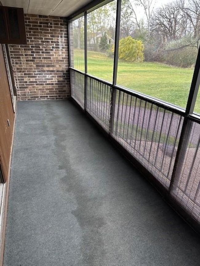 APT-121 - 35 Nathan Ln N, Condo with 2 bedrooms, 2 bathrooms and null parking in Plymouth MN | Image 11