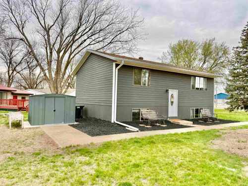 815 Driftwood St, Correctionville, IA, 51016-1049 | Card Image