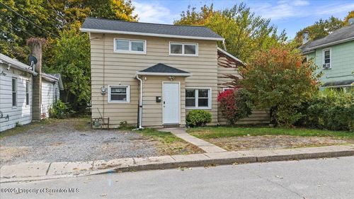 18 Linden St, Luzerne, PA, 18709-1017 | Card Image