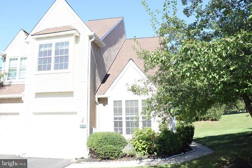 323 Country Club Dr, LANSDALE, PA, 19446-1462 | Card Image