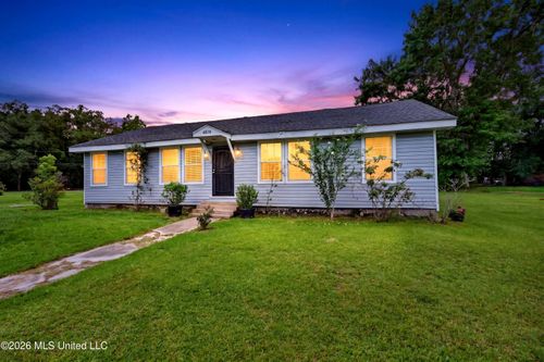 4818 Mcinnis Ave, Moss Point, MS, 39563-2931 | Card Image