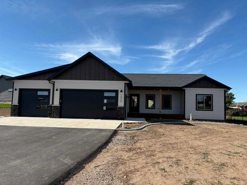 1420 Bozeman Ct, Spearfish, SD, 57783-9534 | Card Image