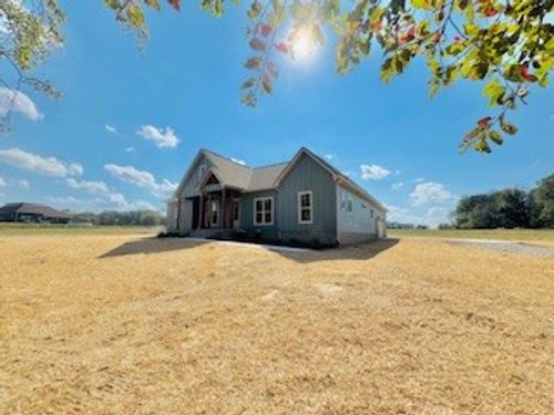 3966 Baggett Rd, Springfield, TN, 37172-6435 | Card Image