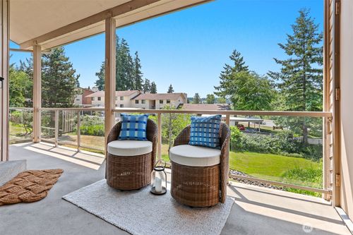 unit-304-23001 Lakeview Dr, Mountlake Terrace, WA, 98043-2361 | Card Image