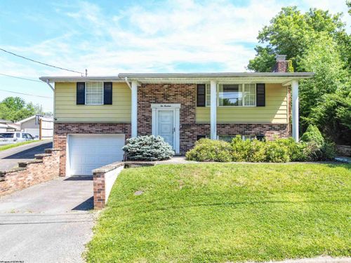 214 Florida Ave, Westover, WV, 26501-4024 | Card Image
