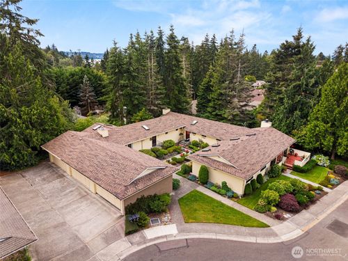 1111 S 249th Pl, Des Moines, WA, 98198-8556 | Card Image