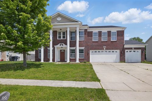 621 Fireside Dr, Greenwood, IN, 46143-6469 | Card Image