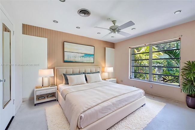 12305 Sw 73 Rd Ave, House other with 4 bedrooms, 3 bathrooms and null parking in Pinecrest FL | Image 11