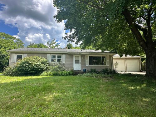 1560 Magnolia Street, Kalamazoo, MI, 49048 | Card Image