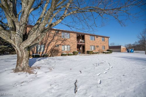 2045 Glamorgan St, Alliance, OH, 44601-2798 | Card Image