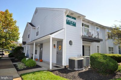 307 Delancey, Condo with 2 bedrooms, 1 bathrooms and null parking in Mount Laurel NJ | Image 1