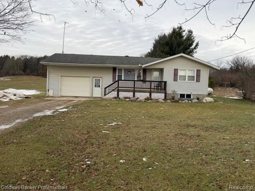 830 W Burnside Rd, Fostoria, MI, 48435-9620 | Card Image