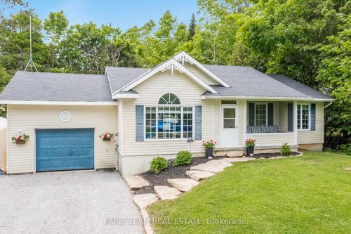 85 Fulsom Cres, Sebright, ON, L3V6H5 | Card Image
