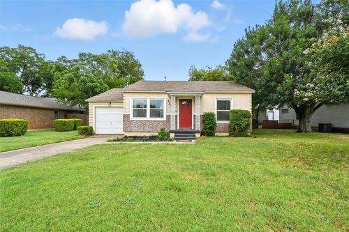 231 W Center St, Duncanville, TX, 75116-3440 | Card Image