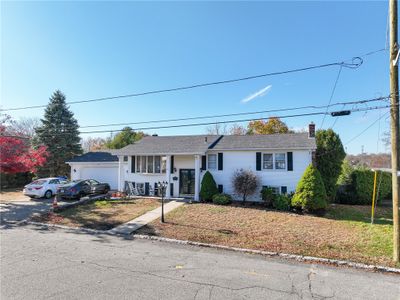 5 Twins Lane, House other with 3 bedrooms, 2 bathrooms and 6 parking in North Providence RI | Image 2