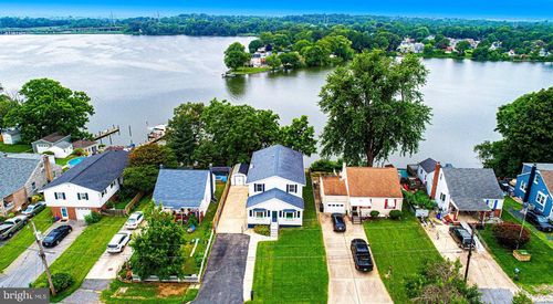52 Wagners Ln, Essex, MD, 21221-7051 | Card Image