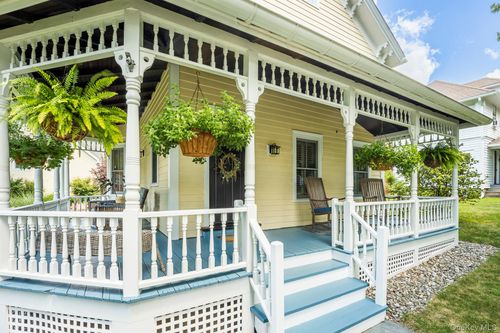 3311 Franklin Ave, Millbrook, NY, 12545-5970 | Card Image