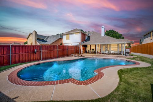 5013 Ridgecrest Dr, The Colony, TX, 75056-4022 | Card Image