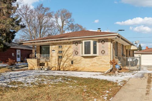 1810 Elm Avenue, SOUTH MILWAUKEE, WI, 53172 | Card Image