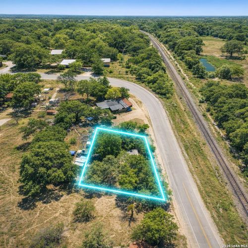 1975 Gruene Rd, New Braunfels, TX, 78130-3328 | Card Image