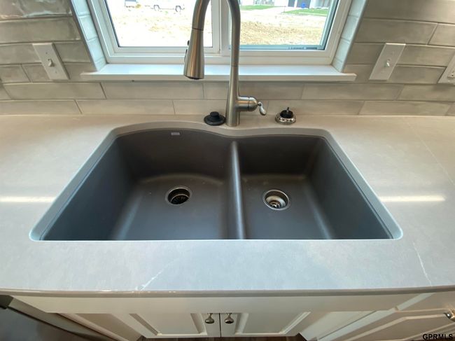 5407 N 190 Th Ave, House other with 4 bedrooms, 3 bathrooms and 3 parking in Elkhorn NE | Image 6