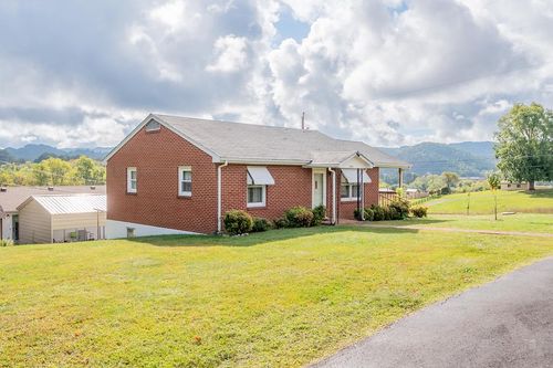 721 Mclyntre Pl, Marion, VA, 24354 | Card Image