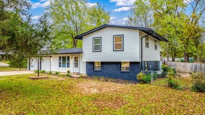 8920 Clover Hill Road, House other with 3 bedrooms, 2 bathrooms and null parking in Little Rock AR | Image 1