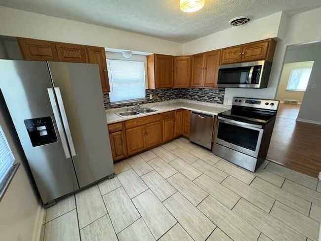 2680 Bernadette Rd, House other with 3 bedrooms, 2 bathrooms and null parking in Columbus OH | Image 7