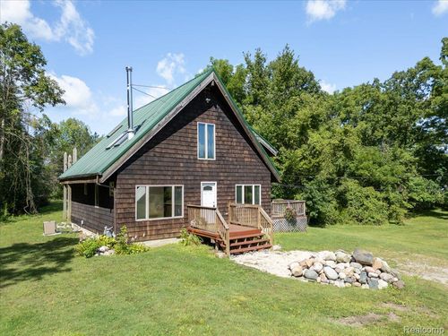 3793 Campbell Rd, Clyde, MI, 48049-3903 | Card Image