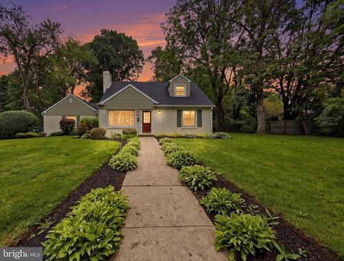 308 Henry Ln, WALLINGFORD, PA, 19086-6412 | Card Image
