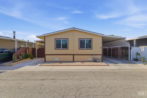92-1301 Taft Hwy, Bakersfield, CA, 93307 | Card Image