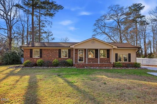133 Crescent St, Pine Level, NC, 27568-9000 | Card Image