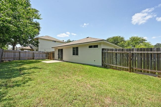 402 Colonial Park Blvd, House other with 3 bedrooms, 2 bathrooms and 2 parking in Austin TX | Image 21