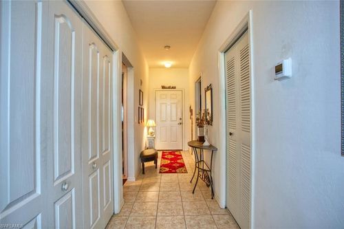 513-8066 Queen Palm Ln, FORT MYERS, FL, 33966 | Card Image
