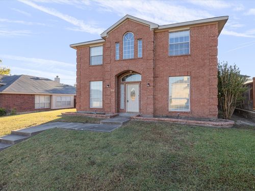 2416 Redfield Dr, Mesquite, TX, 75181-4635 | Card Image