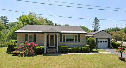 4 Small Ave, Rochester, NH, 03867-3521 | Card Image