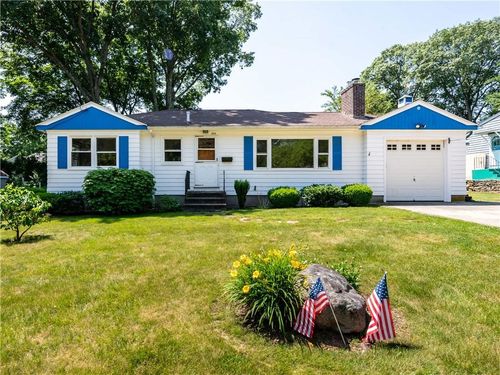 205 Lincoln Ave, Barrington, RI, 02806-2940 | Card Image