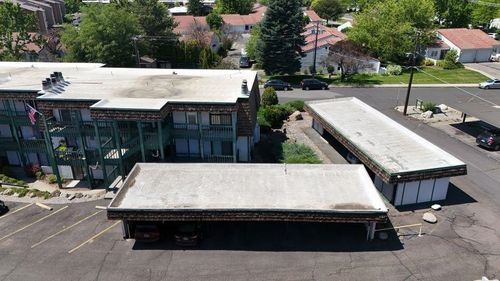 2121 E Upriver Dr, Spokane, WA, 99207-5176 | Card Image